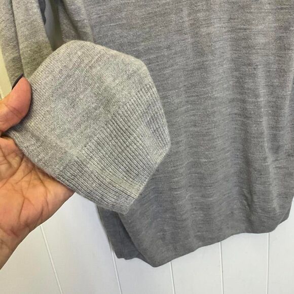 Vintage Towncraft Men's Size Large Grey 100% Acrllyic V Neck Long Sleeve Sweater - Picture 3 of 8